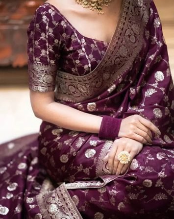 Women Banarasi Saree