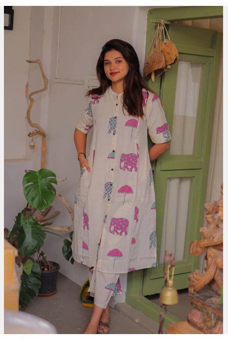 Women Kurta Pant Set